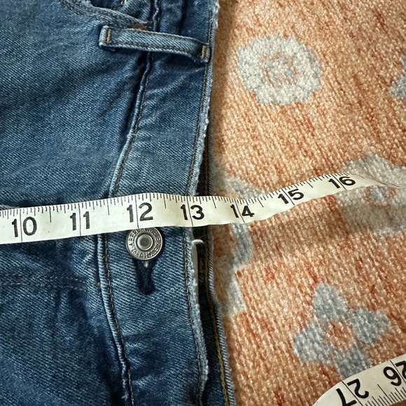 NWT Abercrombie & Fitch The 4” Mom Short High rise shorts size 16 or 33 - Picture 6 of 8